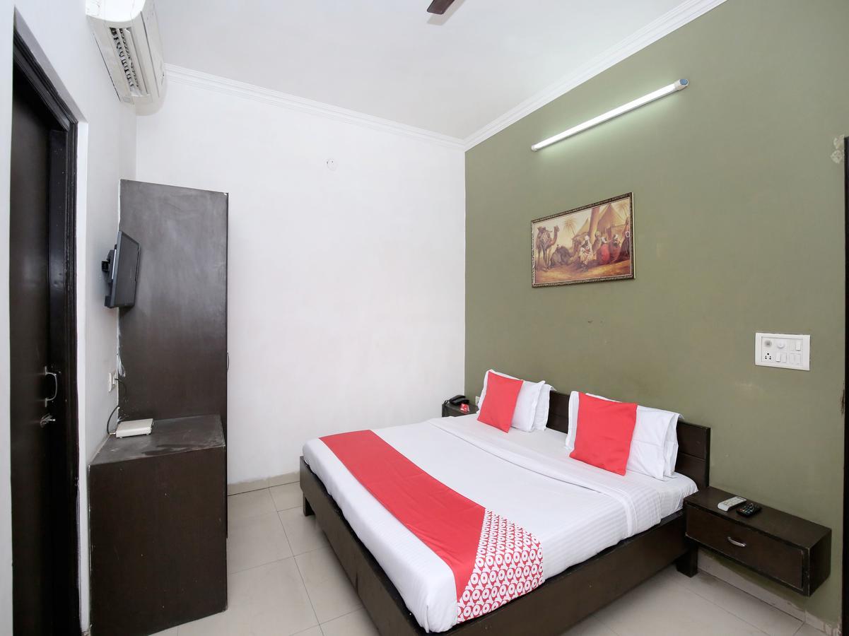 Oyo 12972 Hotel Krishna Castle Amritsar Extérieur photo