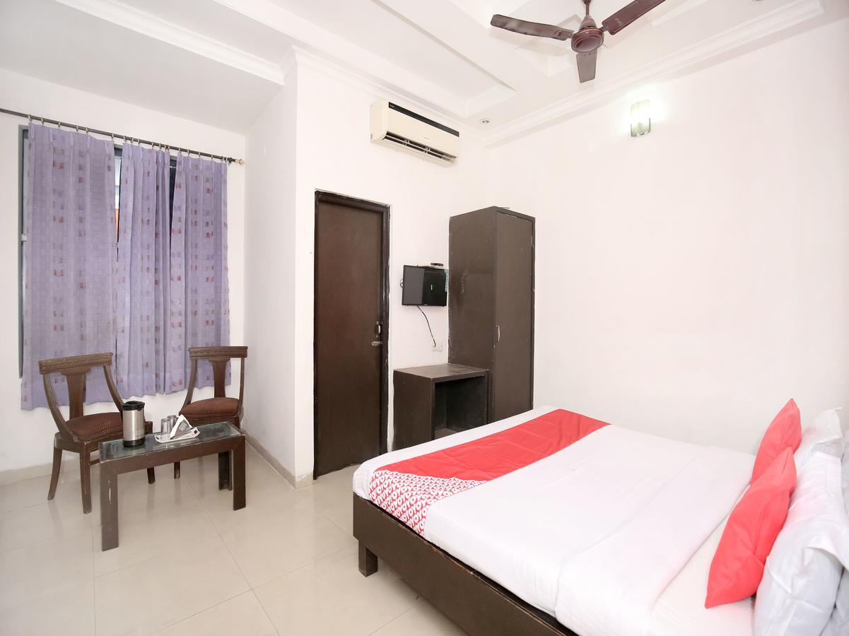Oyo 12972 Hotel Krishna Castle Amritsar Extérieur photo