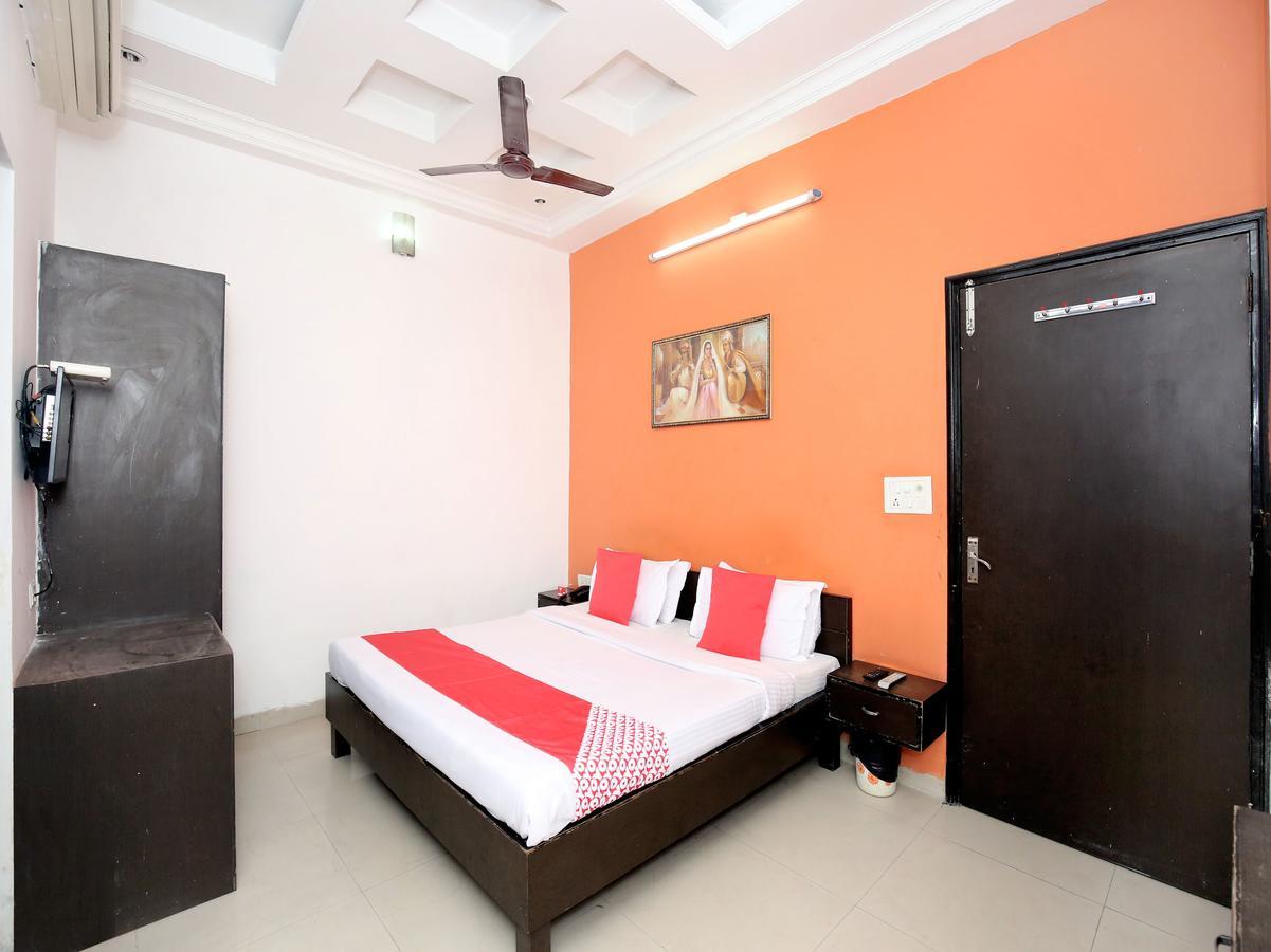 Oyo 12972 Hotel Krishna Castle Amritsar Extérieur photo