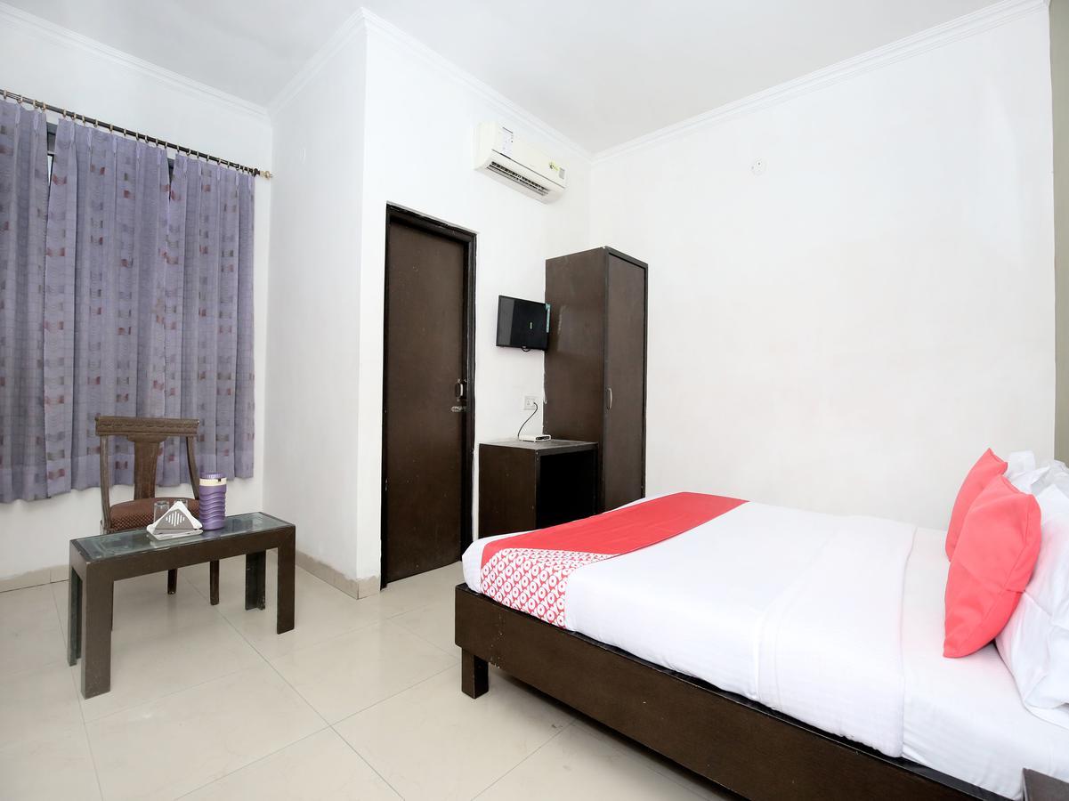 Oyo 12972 Hotel Krishna Castle Amritsar Extérieur photo