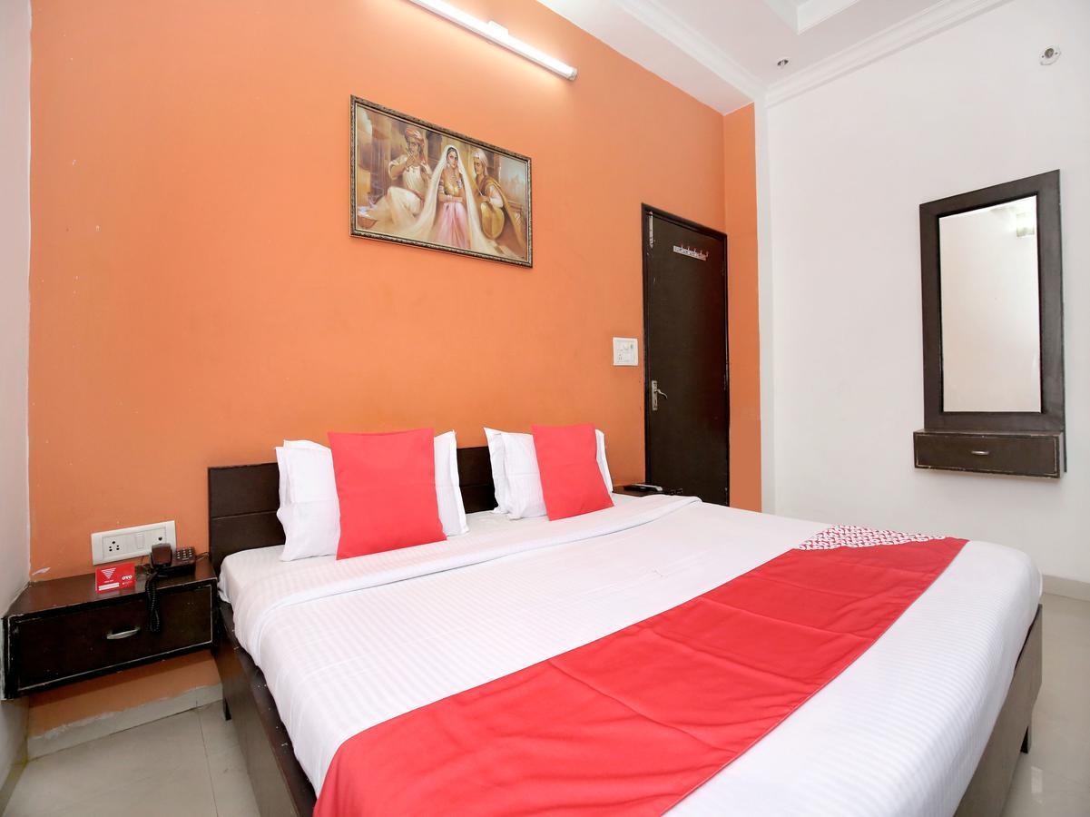 Oyo 12972 Hotel Krishna Castle Amritsar Extérieur photo